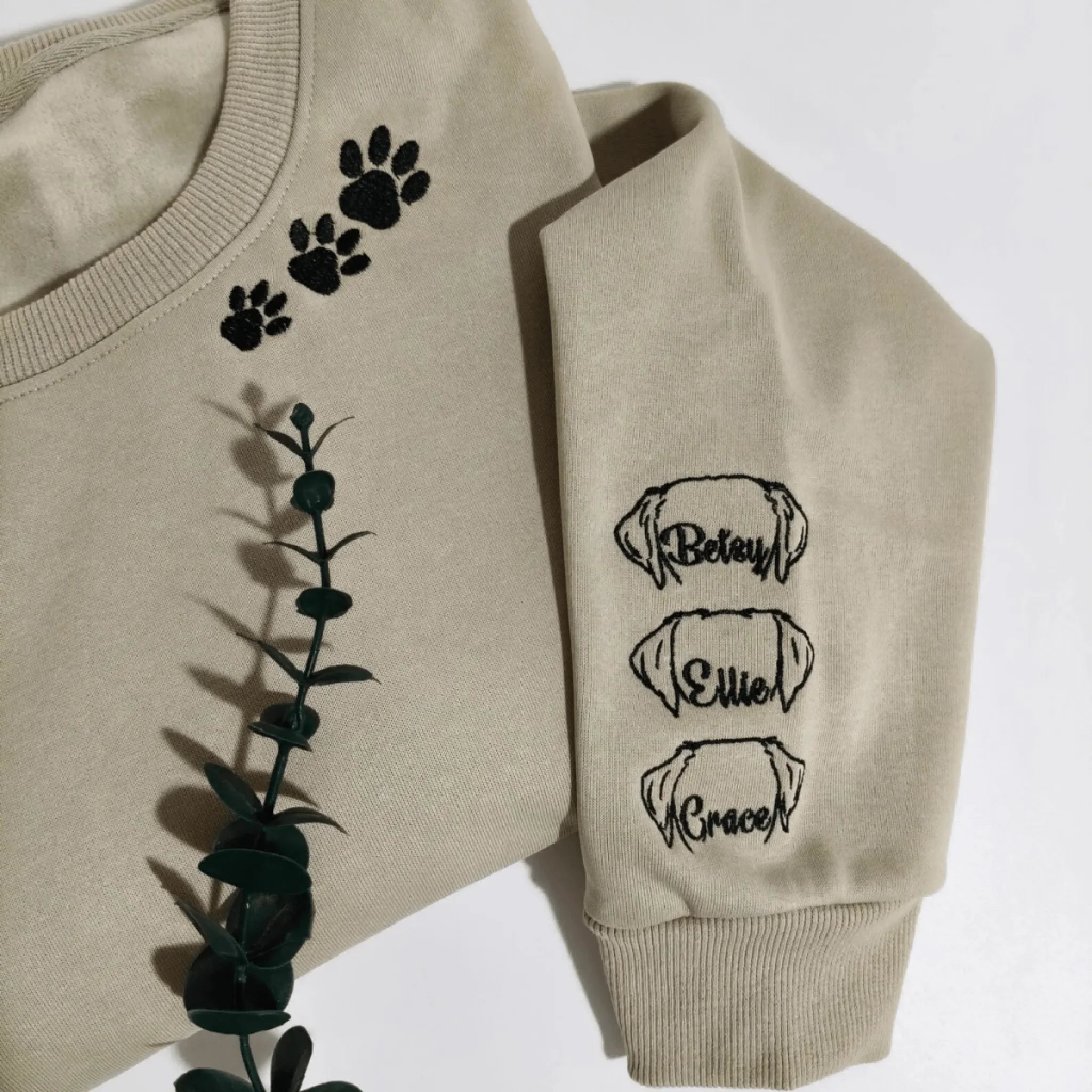  True-Threads - Personalisierter Hundeohren Hoodie mit Stickerei - Geschenk für Hundebesitzer 